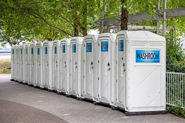 Best Porta potty rental near me  in Boonville, IN